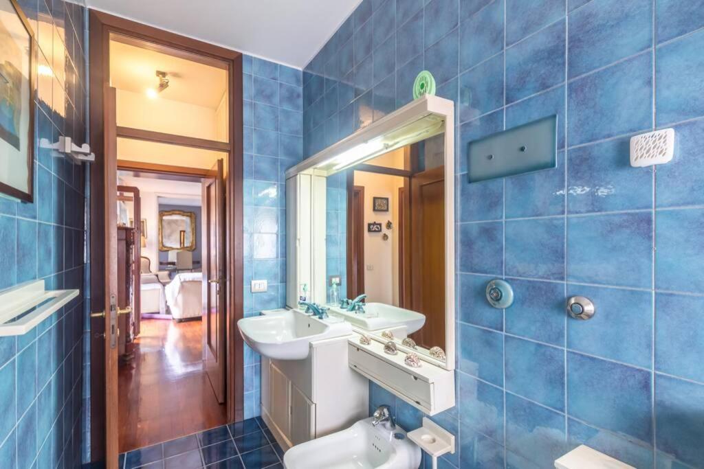 Dadahome Elegante Appartamento Vicino Al Centro Treviso Luaran gambar