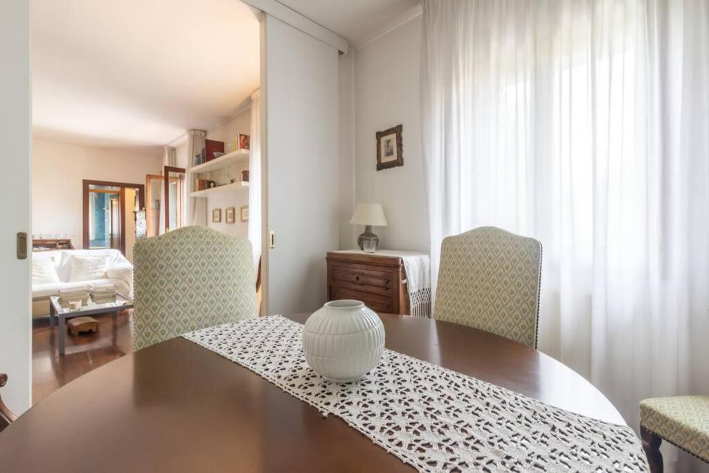 Dadahome Elegante Appartamento Vicino Al Centro Treviso Luaran gambar