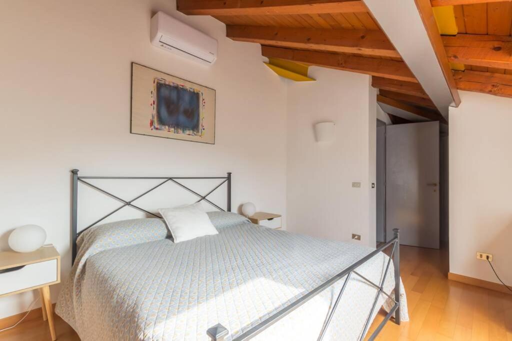 Dadahome Elegante Appartamento Vicino Al Centro Treviso Luaran gambar